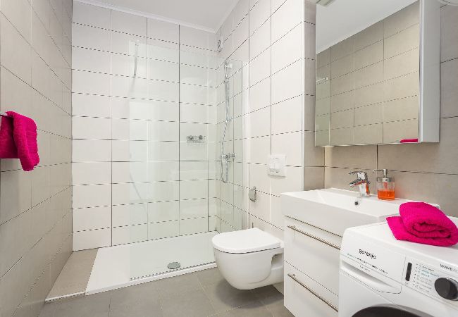 Ferienwohnung in Premantura - Villa Frida - Apartment Fran mit Terrasse Ferienwohnung in Premantura - Villa Frida - Apartment Fran mit Terrasse