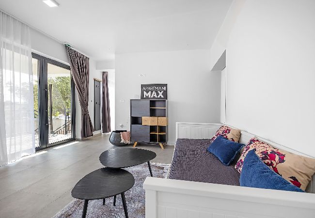 Ferienwohnung in Banjol - Wunderbare Terrasse und Meerblick - Max 1 Ferienwohnung in Banjol - Wunderbare Terrasse und Meerblick - Max 1