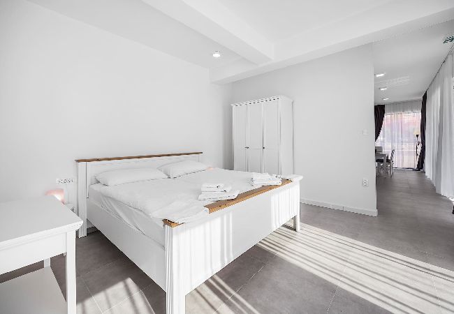 Ferienwohnung in Banjol - Wunderbare Terrasse und Meerblick - Max 1 Ferienwohnung in Banjol - Wunderbare Terrasse und Meerblick - Max 1