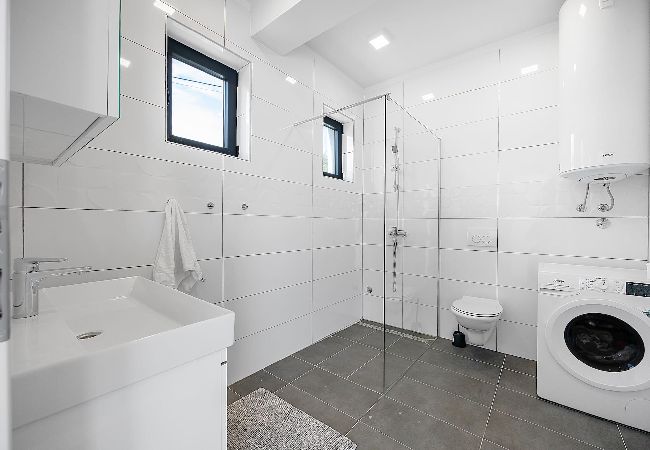 Ferienwohnung in Banjol - Wunderbare Terrasse und Meerblick - Max 1 Ferienwohnung in Banjol - Wunderbare Terrasse und Meerblick - Max 1