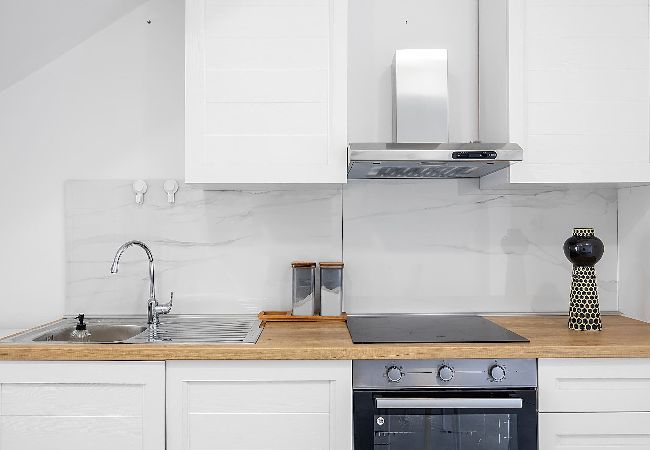 Ferienwohnung in Banjol - Hübsch Interieur und entspannende Umgebung - Max 2 Ferienwohnung in Banjol - Hübsch Interieur und entspannende Umgebung - Max 2