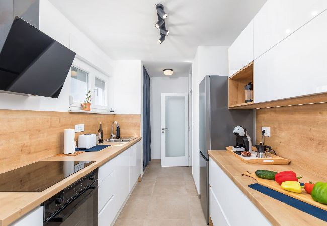 Ferienwohnung in Pula - Nähe des Strandes, Einkaufszentrums – Sunny Pula Ferienwohnung in Pula - Nähe des Strandes, Einkaufszentrums – Sunny Pula