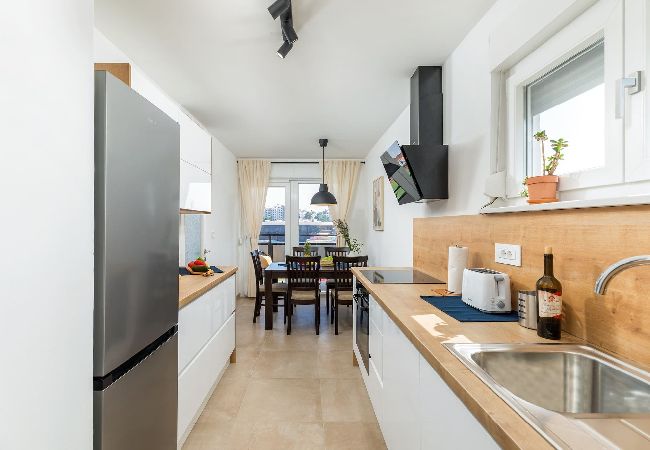 Ferienwohnung in Pula - Nähe des Strandes, Einkaufszentrums – Sunny Pula Ferienwohnung in Pula - Nähe des Strandes, Einkaufszentrums – Sunny Pula