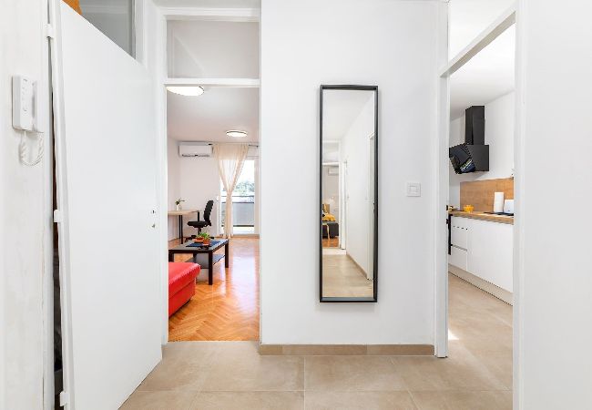 Ferienwohnung in Pula - Nähe des Strandes, Einkaufszentrums – Sunny Pula Ferienwohnung in Pula - Nähe des Strandes, Einkaufszentrums – Sunny Pula