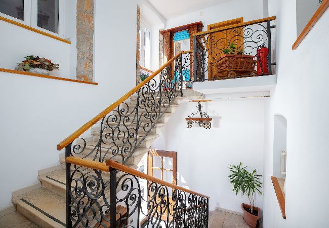 Ferienwohnung in Cres - Urlaub auf der Insel Cres – Lungomare Venezia Ferienwohnung in Cres - Urlaub auf der Insel Cres – Lungomare Venezia