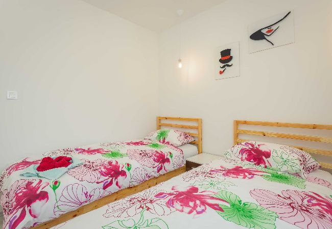 Ferienhaus in Peroj - Eco House Peroj - 100 m vom Strand entfernt Ferienhaus in Peroj - Eco House Peroj - 100 m vom Strand entfernt