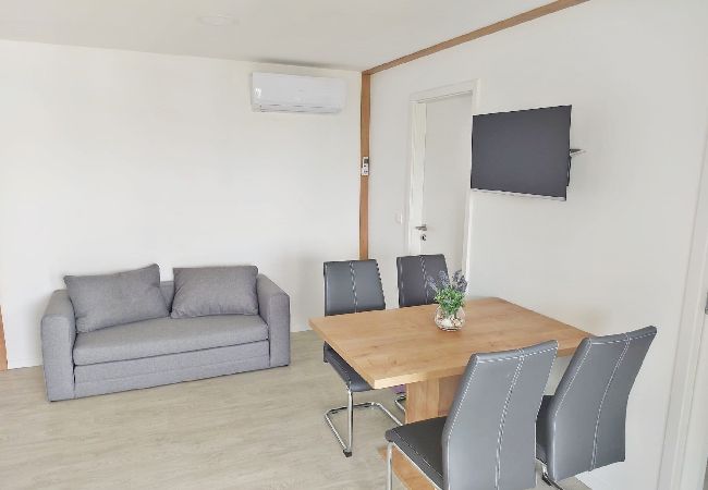 Ferienhaus in Pula - Modernes Haus Lucia in den ruhigen Vororten Ferienhaus in Pula - Modernes Haus Lucia in den ruhigen Vororten