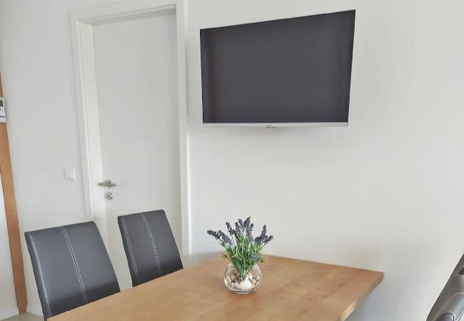 Ferienhaus in Pula - Modernes Haus Lucia in den ruhigen Vororten Ferienhaus in Pula - Modernes Haus Lucia in den ruhigen Vororten