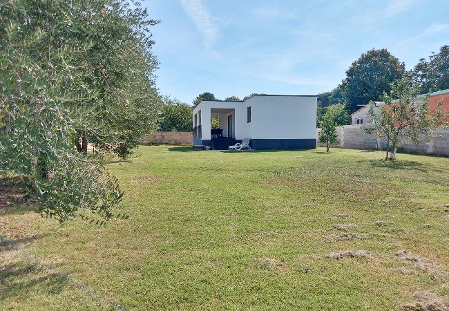 Ferienhaus in Pula - Modernes Haus Lucia in den ruhigen Vororten Ferienhaus in Pula - Modernes Haus Lucia in den ruhigen Vororten