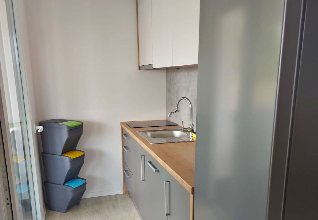Ferienhaus in Pula - Modernes Haus Lucia in den ruhigen Vororten