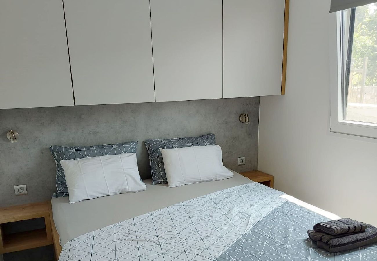 Ferienhaus in Pula - Modernes Haus Lucia in den ruhigen Vororten