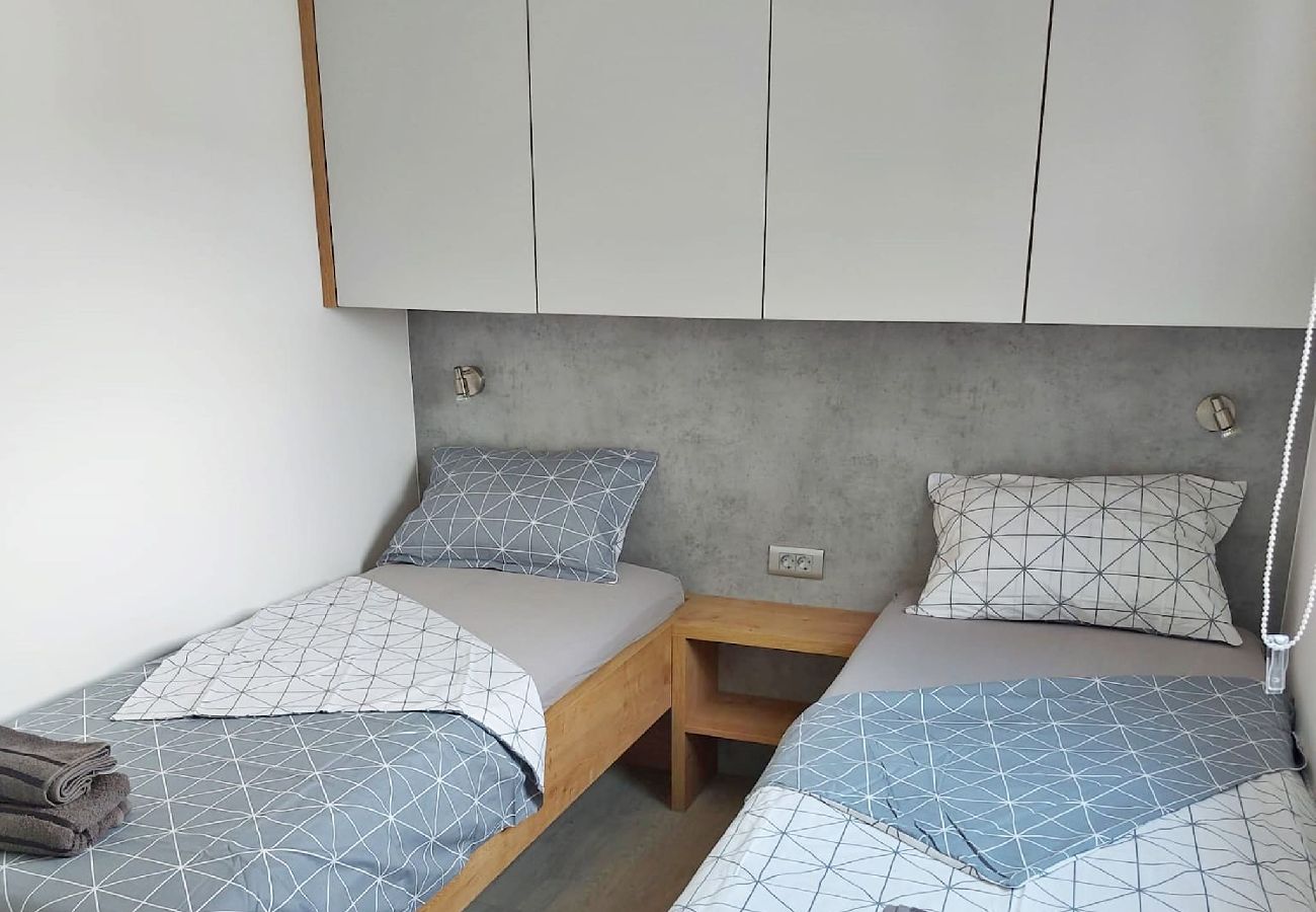 Ferienhaus in Pula - Modernes Haus Lucia in den ruhigen Vororten