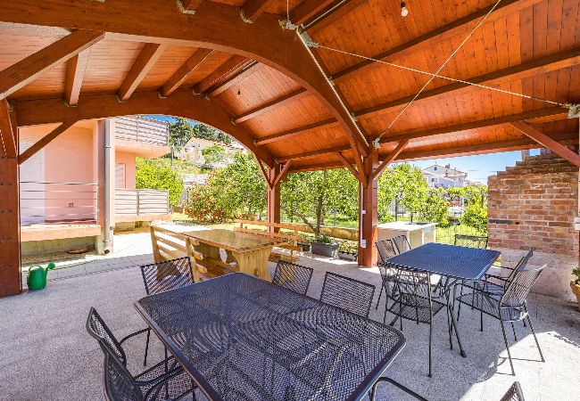 Residenz in Kampor - Meerblick, geschmackvoll eingerichtet – Neda Smilje Residenz in Kampor - Meerblick, geschmackvoll eingerichtet – Neda Smilje