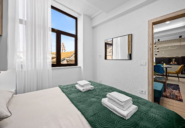 Ferienwohnung in Pula - Städteurlaub in Pula - FeWo Capitolina Ferienwohnung in Pula - Städteurlaub in Pula - FeWo Capitolina