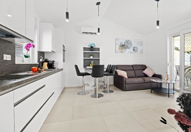 Ferienwohnung in Peroj - Barbariga Beach Apartment - Urlaubsoase Ferienwohnung in Peroj - Barbariga Beach Apartment - Urlaubsoase