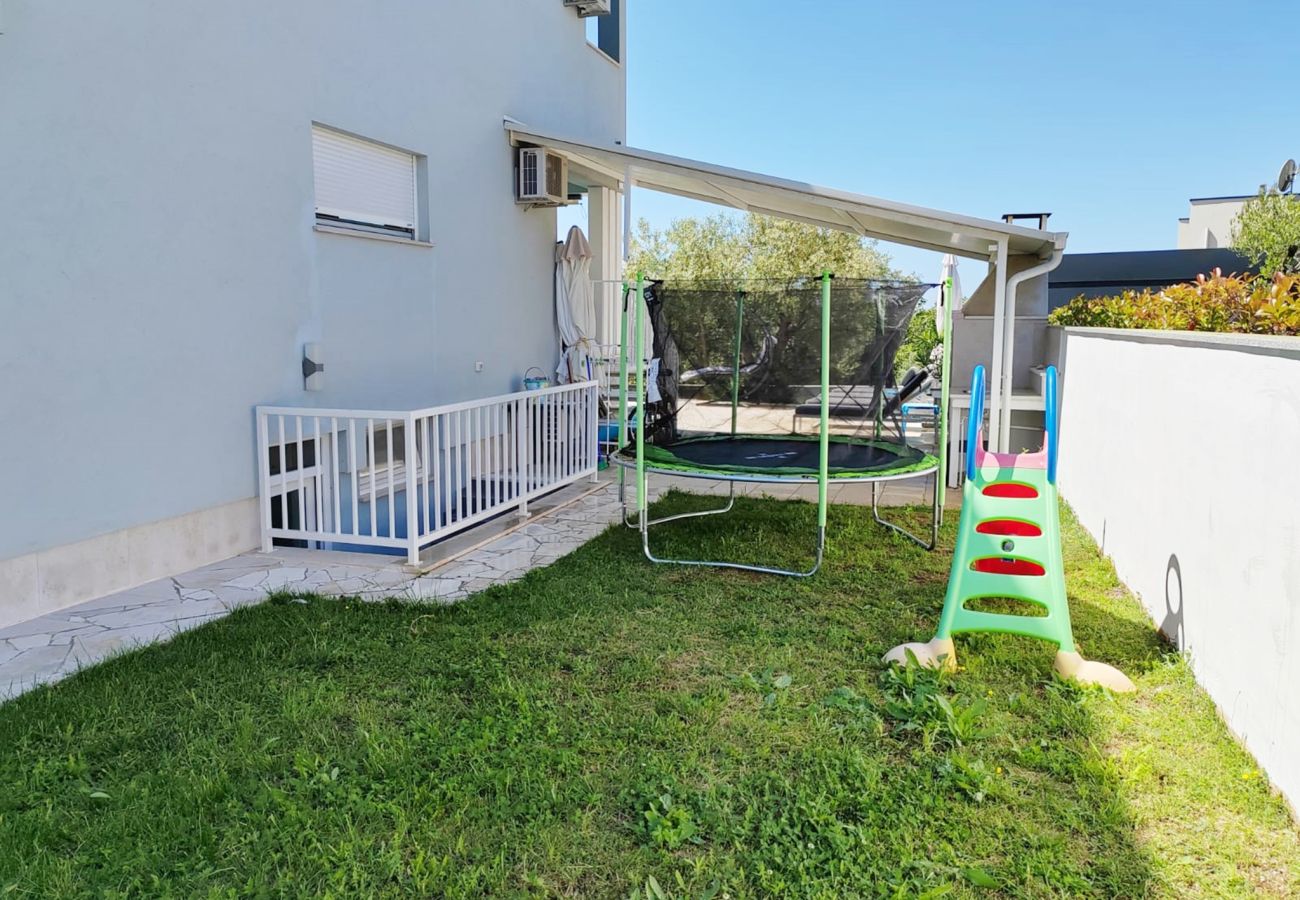 Villa in Fažana - Villa mit Pool und Meerblick in Fazana - Horizont