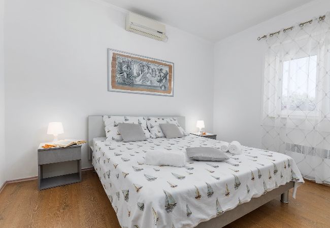 Ferienwohnung in Pula - Sabi Relax Zone Apartment –  Pool & Whirlpool Ferienwohnung in Pula - Sabi Relax Zone Apartment –  Pool & Whirlpool