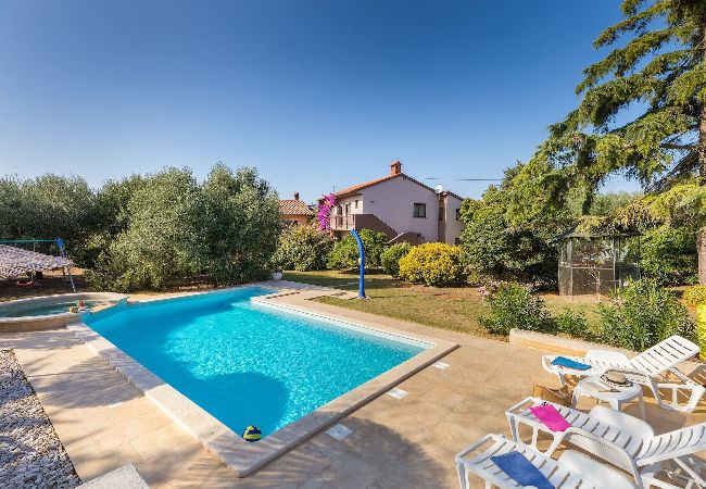 Ferienwohnung in Pula - Sabi Relax Zone Apartment –  Pool & Whirlpool Ferienwohnung in Pula - Sabi Relax Zone Apartment –  Pool & Whirlpool