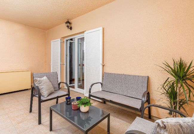 Ferienwohnung in Ližnjan - Charmantes Pool-Apartment Liznjan - Buneta Ferienwohnung in Ližnjan - Charmantes Pool-Apartment Liznjan - Buneta