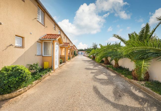 Ferienwohnung in Ližnjan - Charmantes Pool-Apartment Liznjan - Buneta Ferienwohnung in Ližnjan - Charmantes Pool-Apartment Liznjan - Buneta