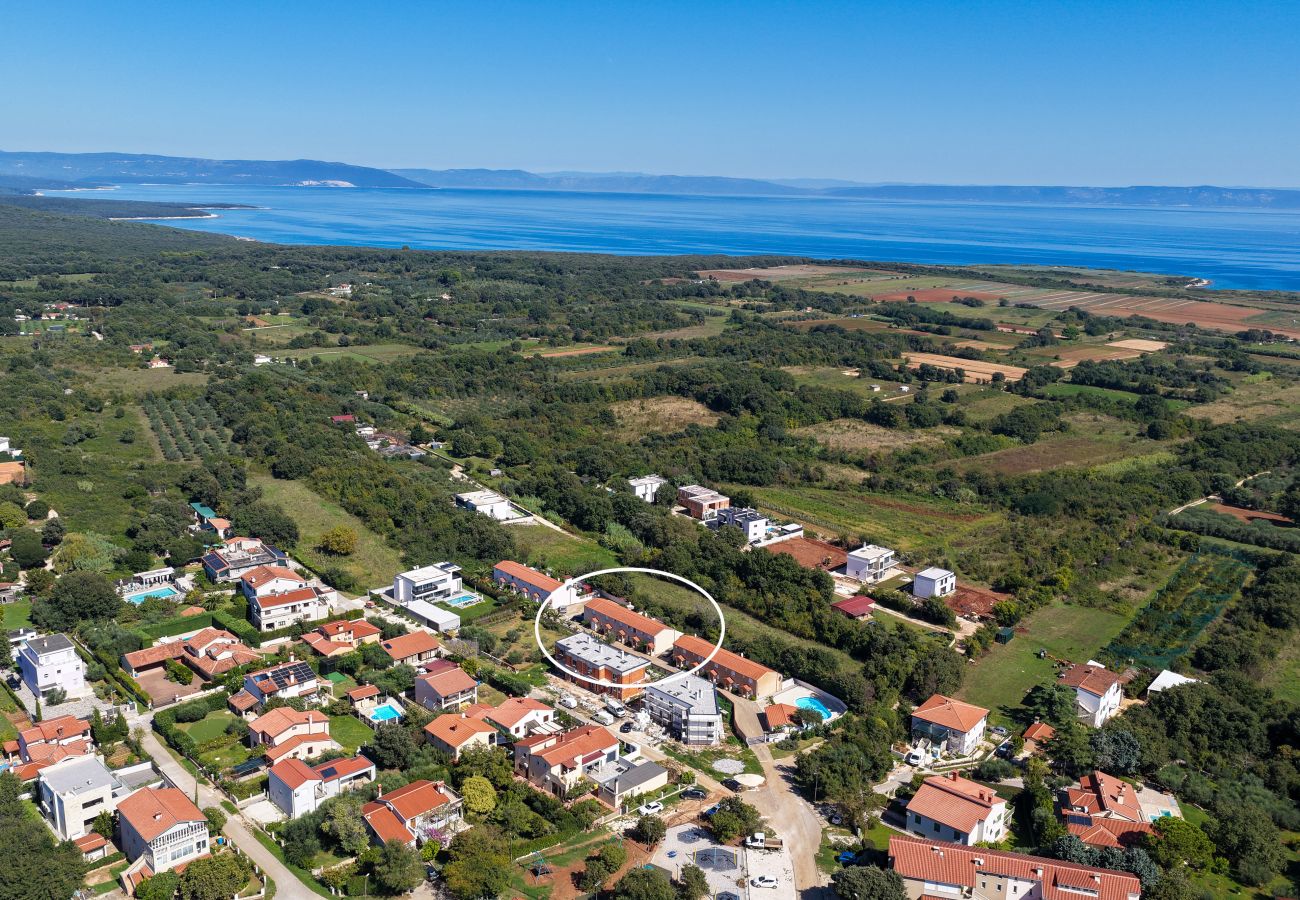 Ferienwohnung in Ližnjan - Charmantes Pool-Apartment Liznjan - Buneta