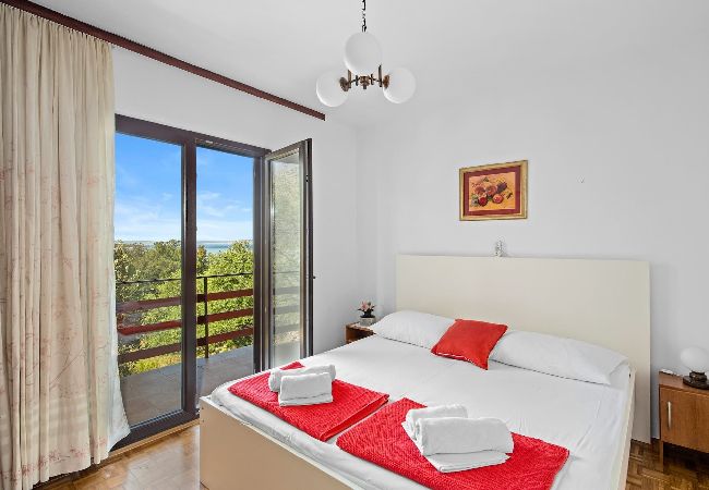 Ferienwohnung in Supetarska Draga - Anamar-Apartment mit drei Schlafzimmern.Meerblick Ferienwohnung in Supetarska Draga - Anamar-Apartment mit drei Schlafzimmern.Meerblick