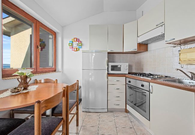 Ferienwohnung in Supetarska Draga - Anamar-Apartment mit einem Schlafzimmer,Meerblick Ferienwohnung in Supetarska Draga - Anamar-Apartment mit einem Schlafzimmer,Meerblick