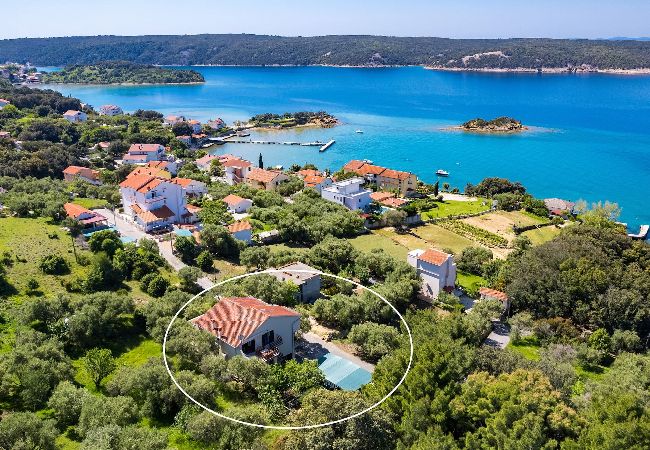 Ferienwohnung in Supetarska Draga - Anamar-Apartment mit einem Schlafzimmer,Meerblick Ferienwohnung in Supetarska Draga - Anamar-Apartment mit einem Schlafzimmer,Meerblick