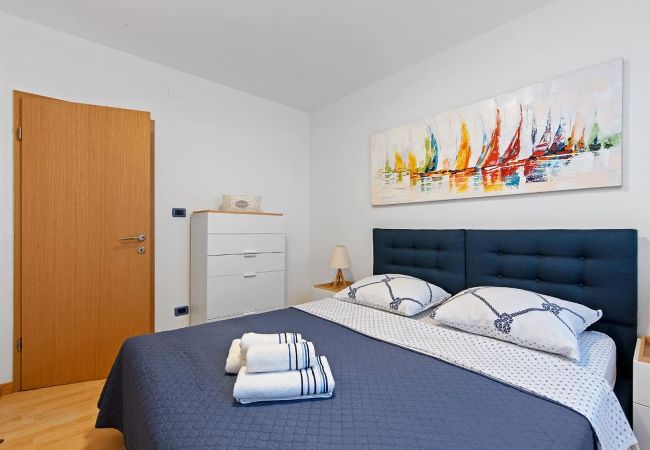 Ferienwohnung in Vintijan - Villa Vintiana – Gemeinschaftspool, 1 Schlafzimmer Ferienwohnung in Vintijan - Villa Vintiana – Gemeinschaftspool, 1 Schlafzimmer