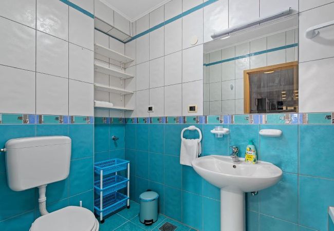 Ferienwohnung in Vintijan - Villa Vintiana – Gemeinschaftspool, 1 Schlafzimmer Ferienwohnung in Vintijan - Villa Vintiana – Gemeinschaftspool, 1 Schlafzimmer