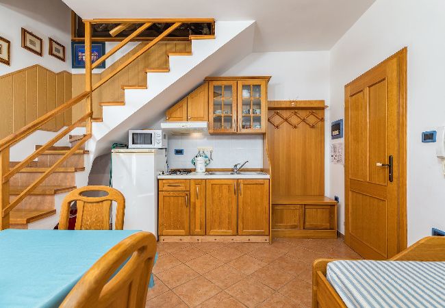 Ferienwohnung in Cres - Glückliches Inselleben - Lungomare Trieste Ferienwohnung in Cres - Glückliches Inselleben - Lungomare Trieste