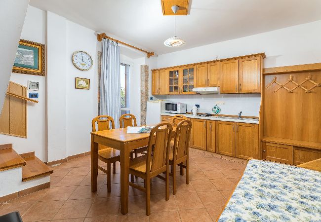 Ferienwohnung in Cres - Cres – Die glückliche Insel – Lungomare Varazdin Ferienwohnung in Cres - Cres – Die glückliche Insel – Lungomare Varazdin