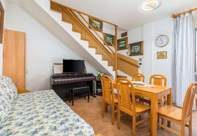 Ferienwohnung in Cres - Cres – Die glückliche Insel – Lungomare Varazdin Ferienwohnung in Cres - Cres – Die glückliche Insel – Lungomare Varazdin