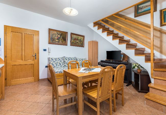 Ferienwohnung in Cres - Cres – Die glückliche Insel – Lungomare Varazdin Ferienwohnung in Cres - Cres – Die glückliche Insel – Lungomare Varazdin