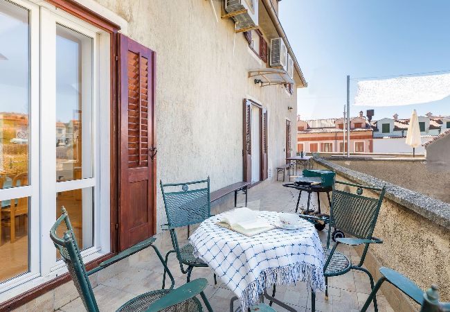 Ferienwohnung in Cres - Cres – Die glückliche Insel – Lungomare Varazdin Ferienwohnung in Cres - Cres – Die glückliche Insel – Lungomare Varazdin