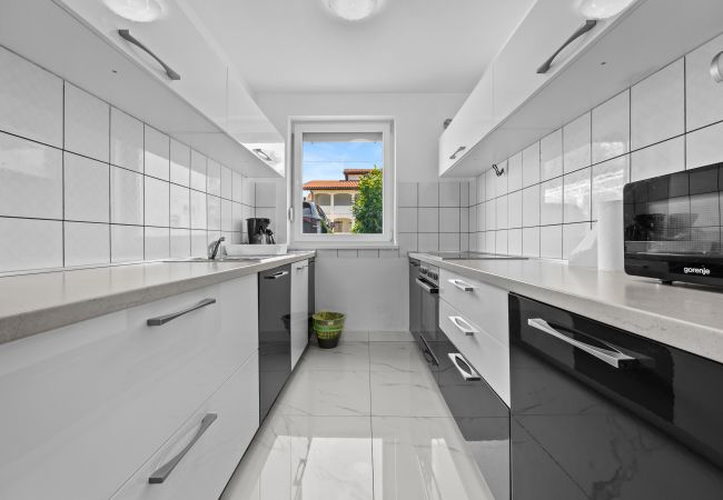 Villa in Kukci - Entspannende Villa in der Nähe von Porec - Susanne Villa in Kukci - Entspannende Villa in der Nähe von Porec - Susanne