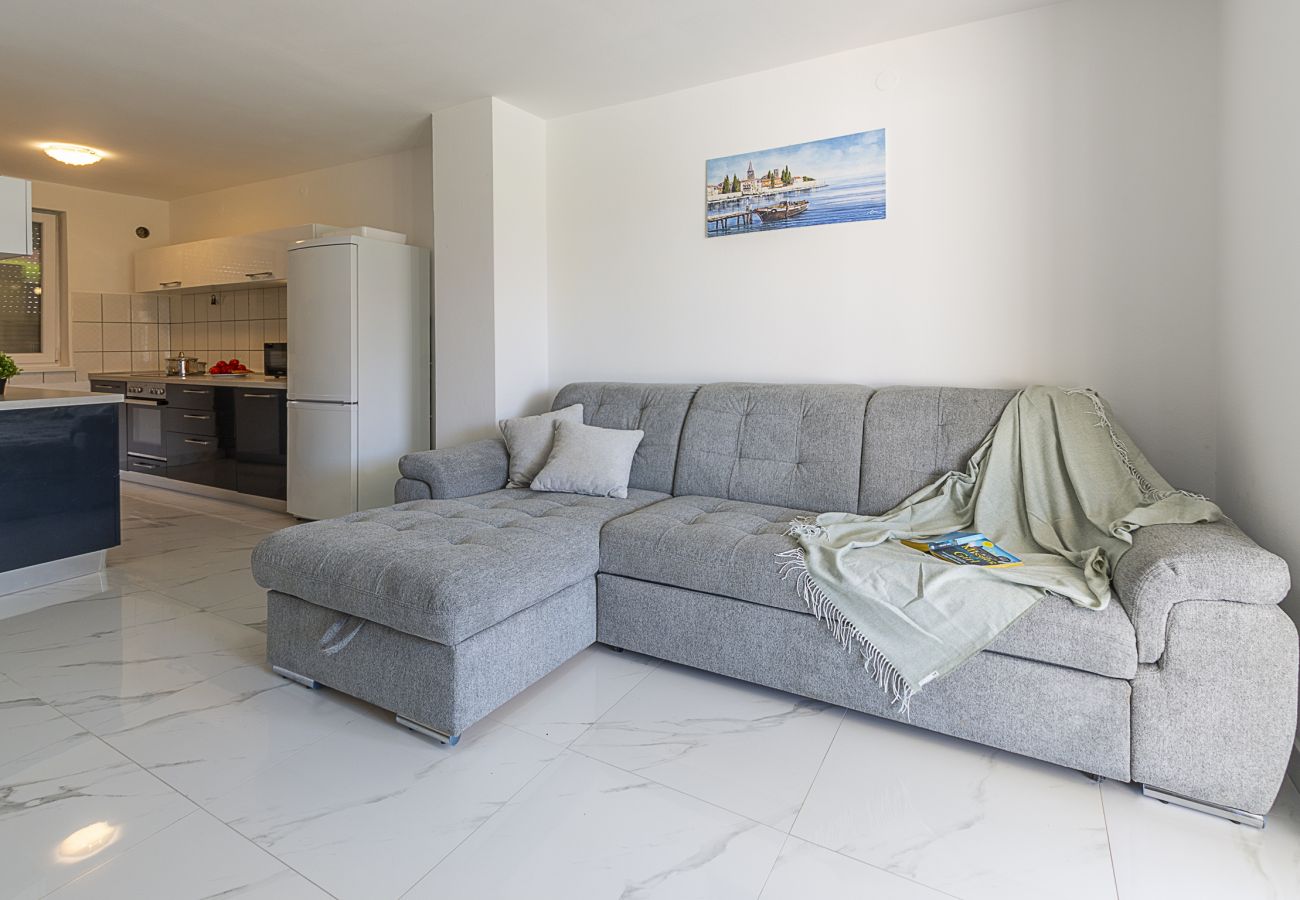Villa in Kukci - Entspannende Villa in der Nähe von Porec - Susanne