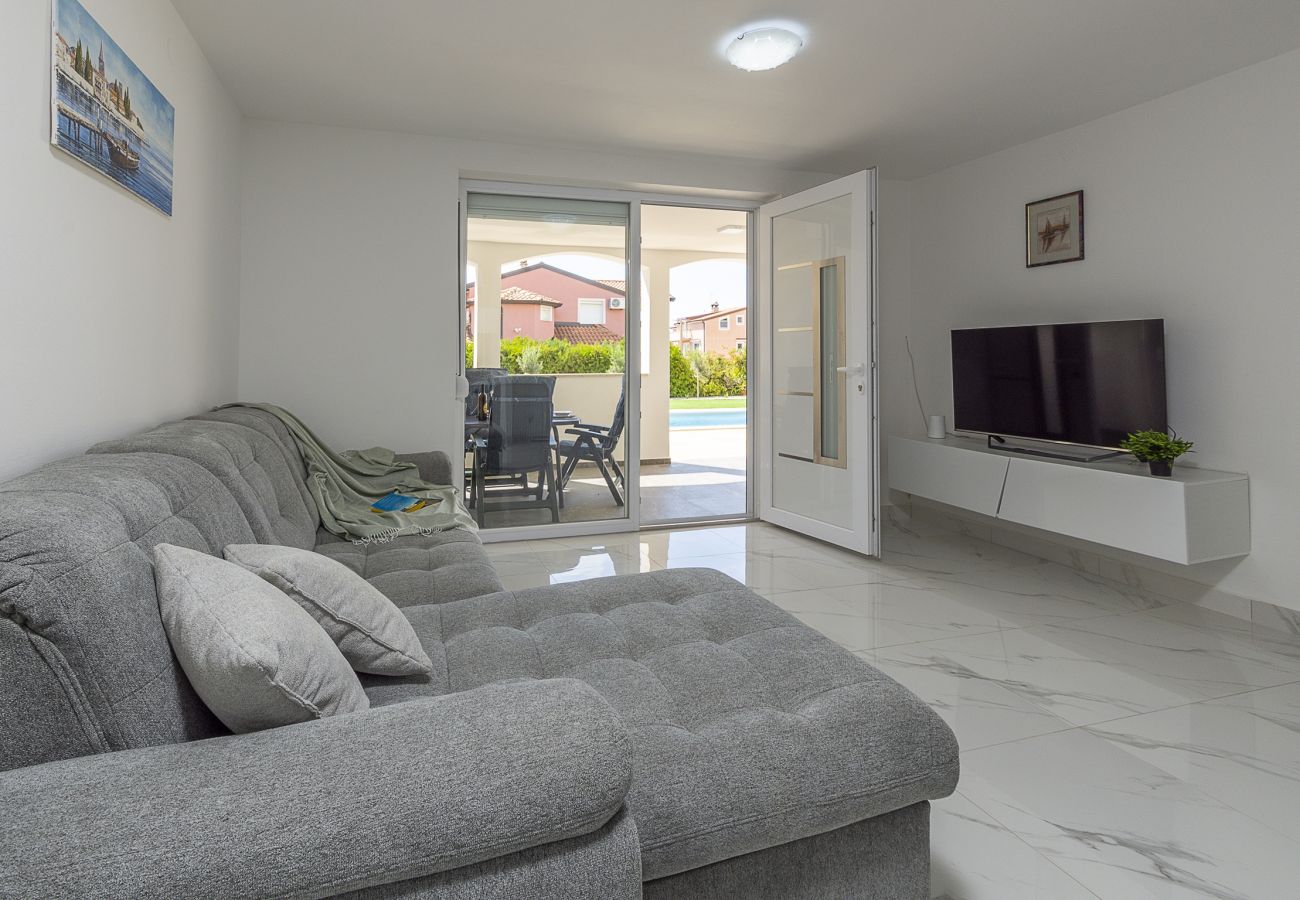 Villa in Kukci - Entspannende Villa in der Nähe von Porec - Susanne