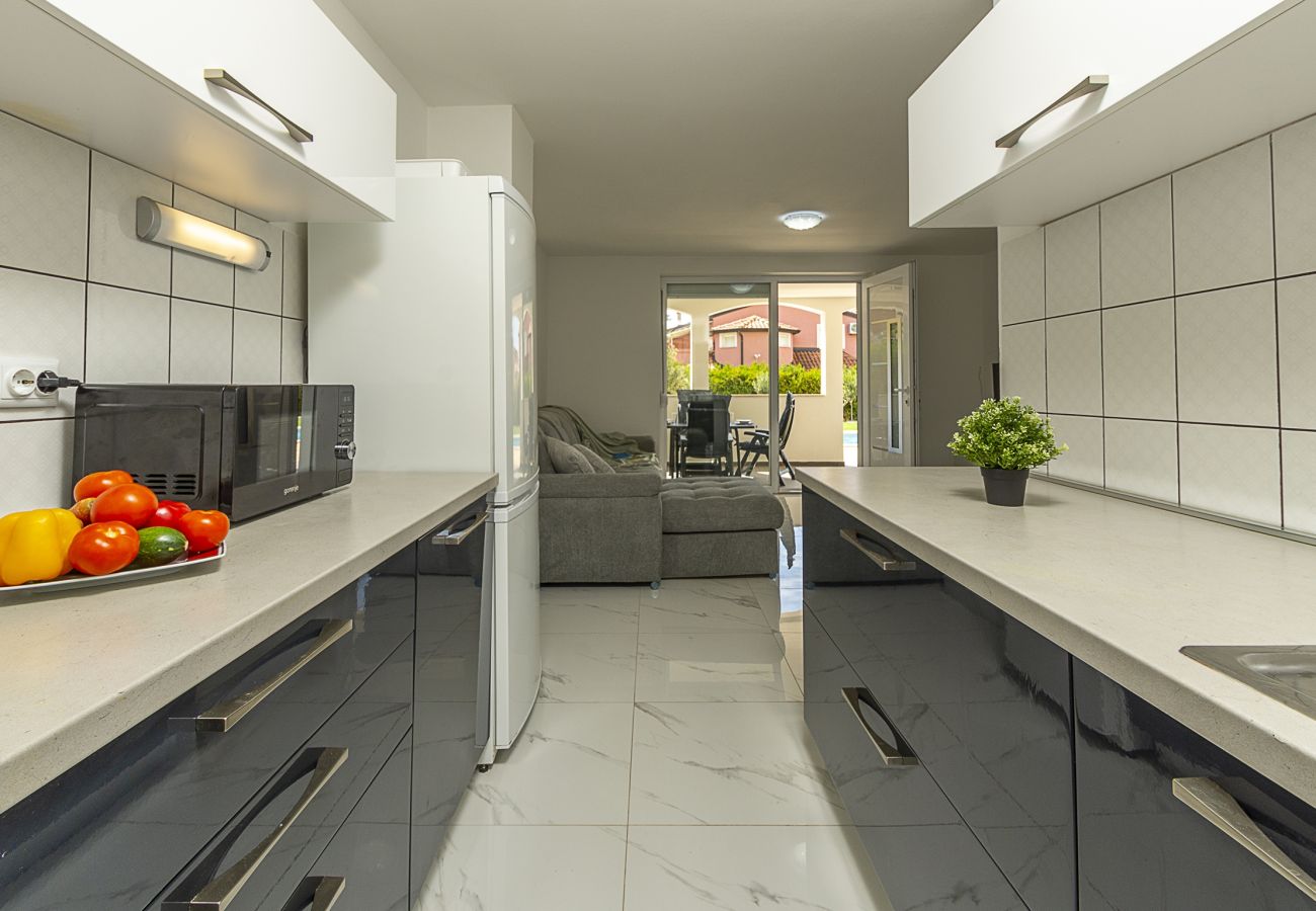 Villa in Kukci - Entspannende Villa in der Nähe von Porec - Susanne
