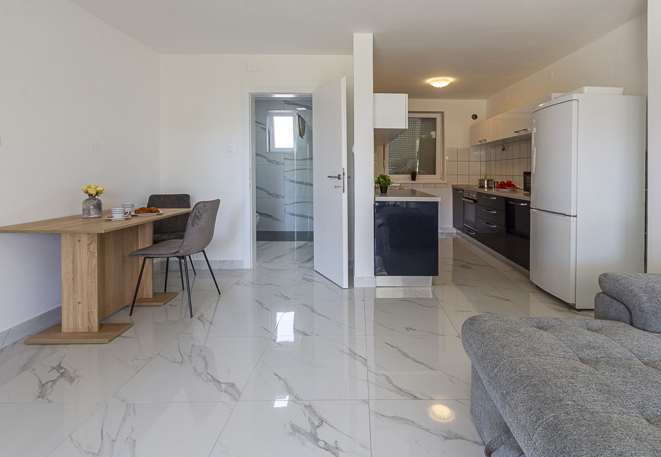 Villa in Kukci - Entspannende Villa in der Nähe von Porec - Susanne