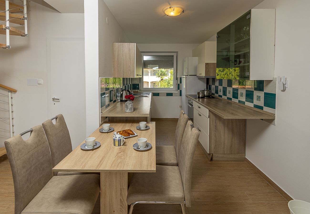 Villa in Kukci - Entspannende Villa in der Nähe von Porec - Susanne