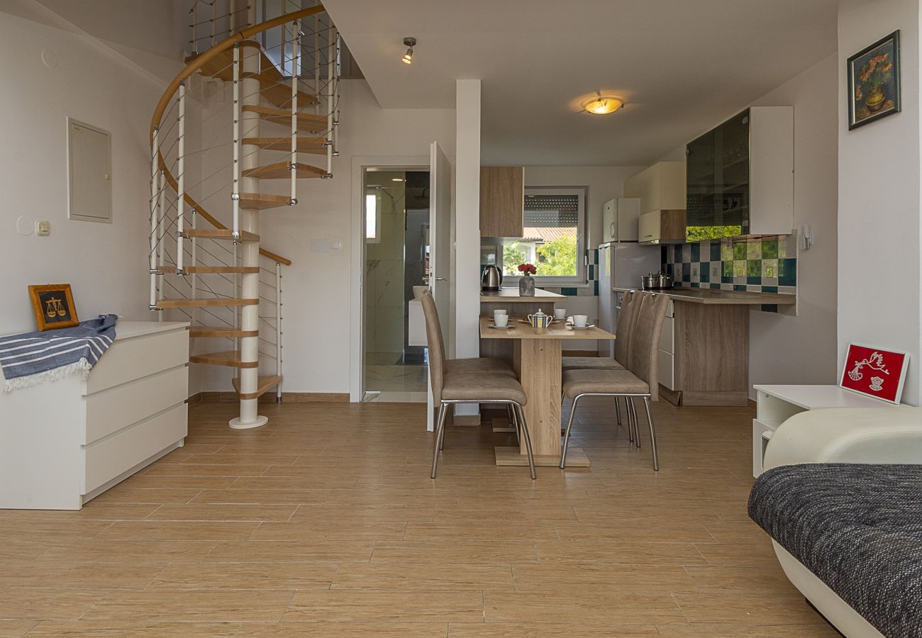 Villa in Kukci - Entspannende Villa in der Nähe von Porec - Susanne