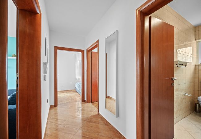 Ferienwohnung in Kampor - Meerblick, Familienurlaub – FeWo Neda Ruzmarin Ferienwohnung in Kampor - Meerblick, Familienurlaub – FeWo Neda Ruzmarin