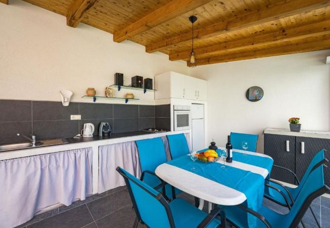 Ferienwohnung in Pakoštane - Bluemare - Platinum Ferienwohnung in Pakoštane - Bluemare - Platinum