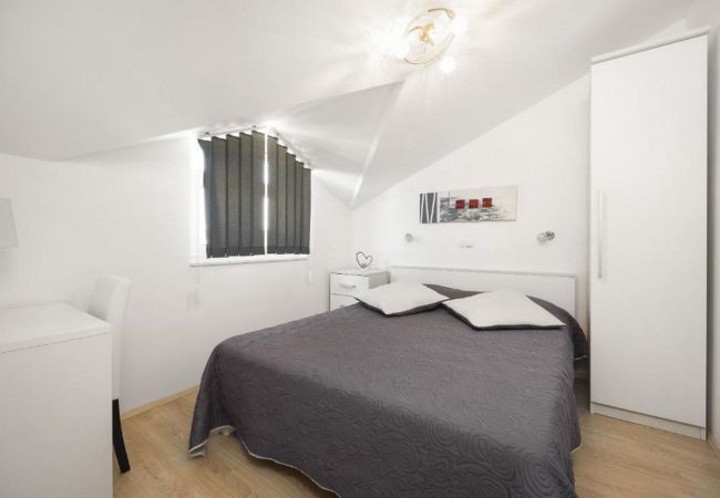 Ferienwohnung in Pakoštane - Bluemare - Platinum Ferienwohnung in Pakoštane - Bluemare - Platinum