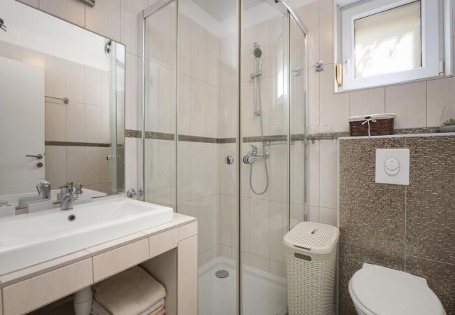 Ferienwohnung in Pakoštane - Bluemare - Bronze Ferienwohnung in Pakoštane - Bluemare - Bronze