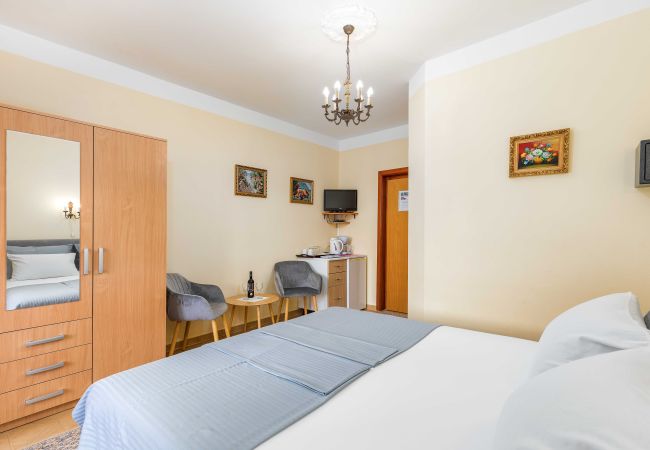 Zimmeranmietung in Fažana - Doppelzimmer in Fažana - in Strandnähe Zimmeranmietung in Fažana - Doppelzimmer in Fažana - in Strandnähe