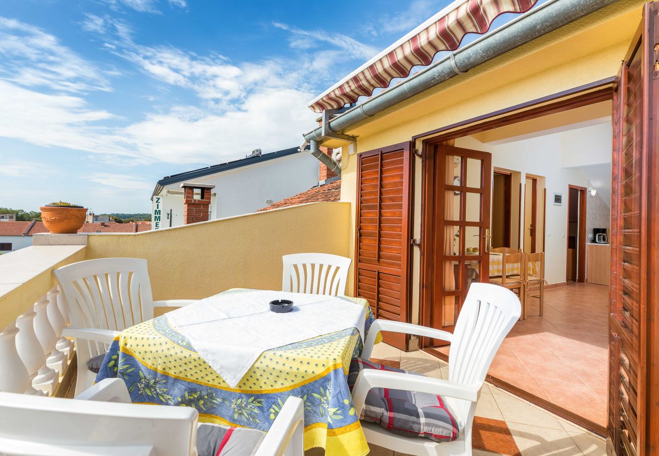 Ferienwohnung in Fažana - Wohnung in Fažana in Strandnähe