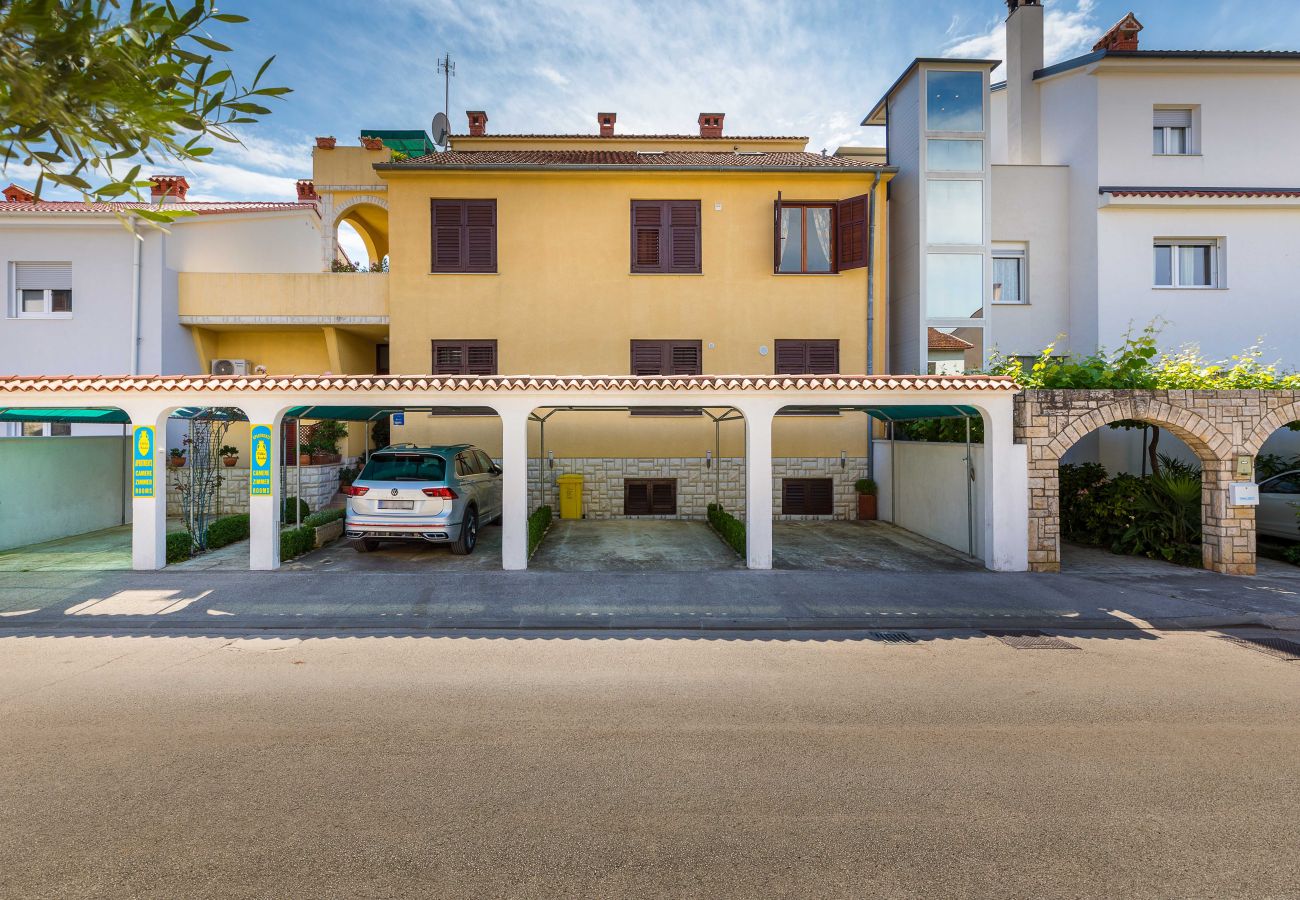 Ferienwohnung in Fažana - Wohnung in Fažana in Strandnähe