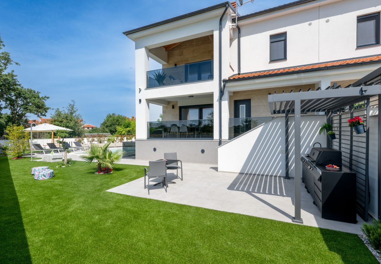 Villa in Štinjan - Villa Antares - Luxuriöse Urlaubsoase